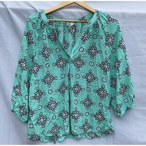 Crown & Ivy Top Womens XL mint Printed V Neck Peasant Blouse Casual Rayon Ladies